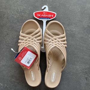 Okabashi NEW Womens Venice Sandals Slides Open Toe M L  8 - 9 CHAI TAN MADE USA!